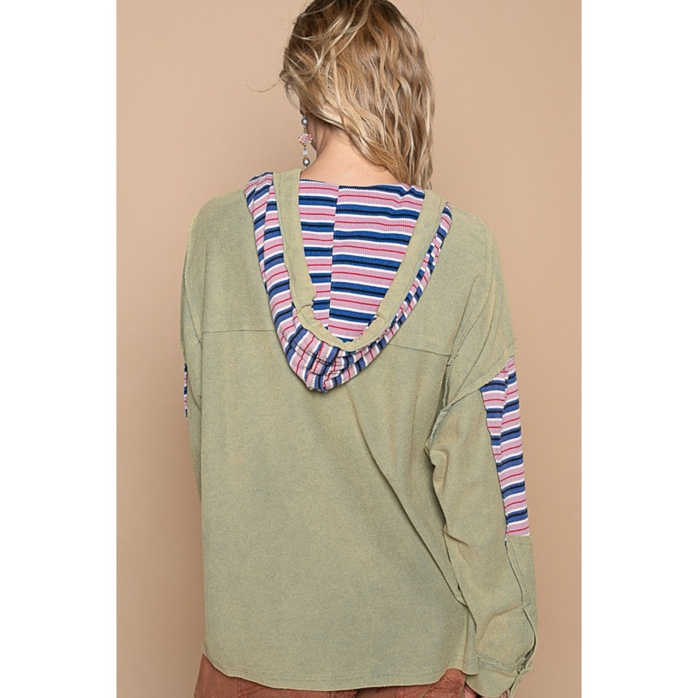 POL Star Patch Oversized Hoodie in Olive Mineral Wash - Picture 4 of 5